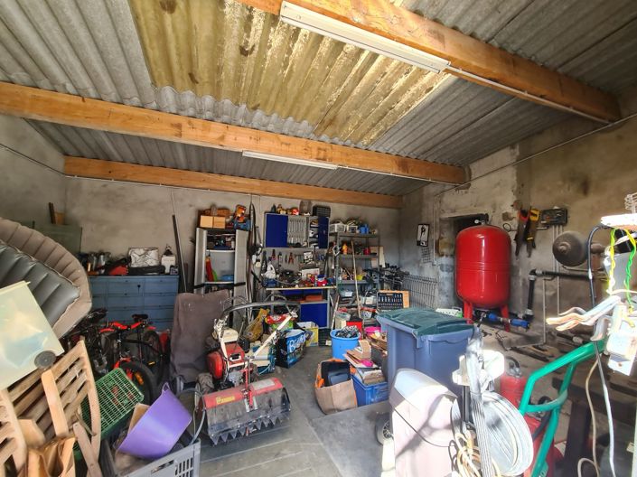 Image No.31-6 Bed House for sale