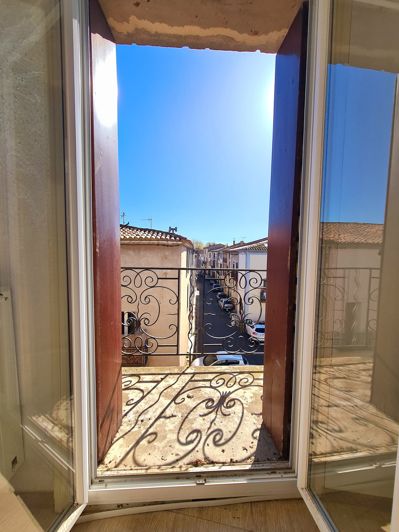 Image No.10-5 Bed House for sale