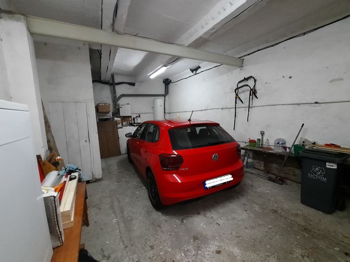 Image No.18-3 Bed House for sale