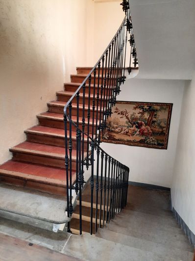 Image No.20-5 Bed Property for sale