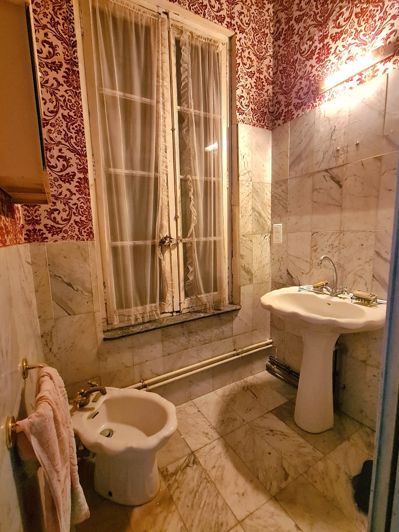 Image No.16-7 Bed House for sale