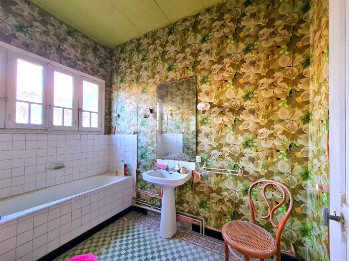 Image No.13-7 Bed House for sale