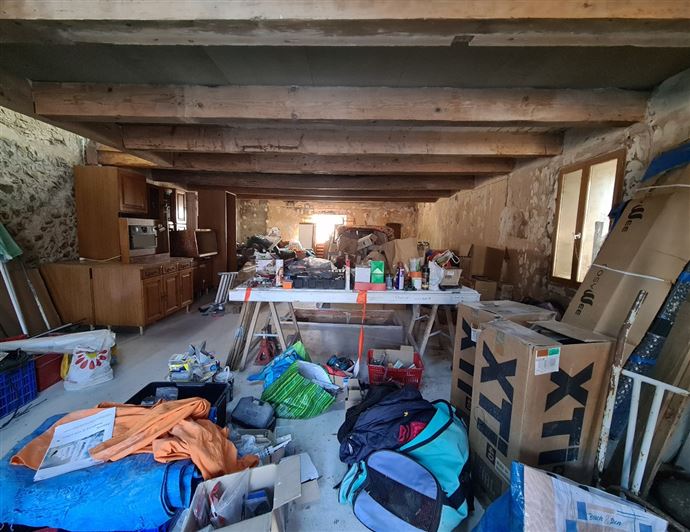 Image No.21-2 Bed House for sale