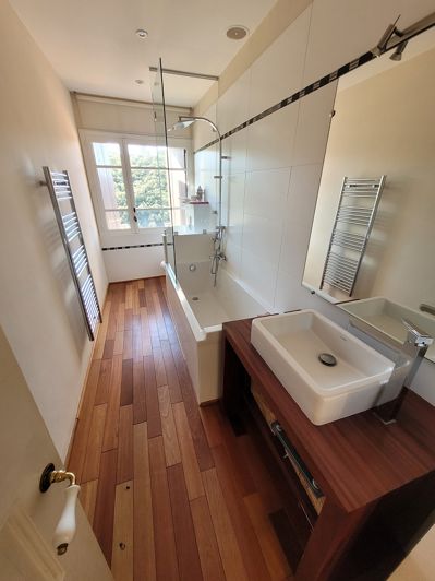 Image No.14-5 Bed Property for sale