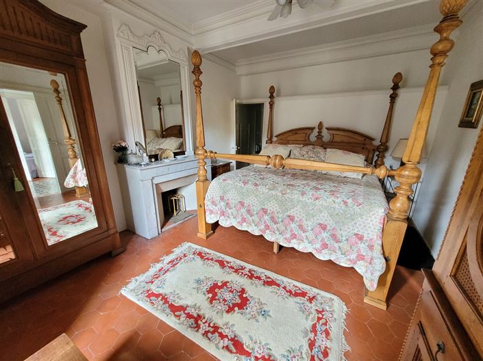 Image No.17-4 Bed House for sale