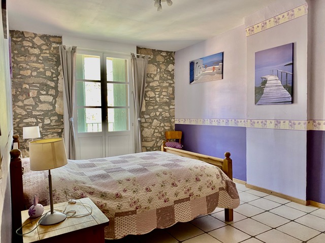 Image No.14-6 Bed House for sale