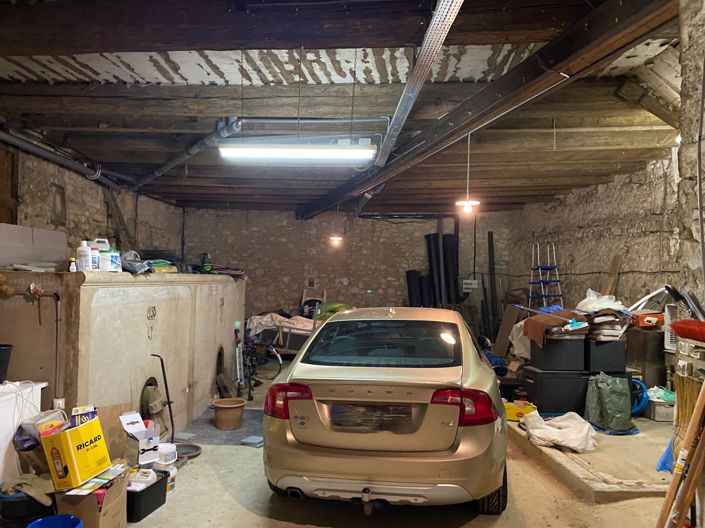 Image No.21-6 Bed House for sale