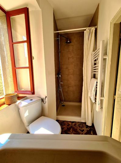 Image No.17-4 Bed House for sale