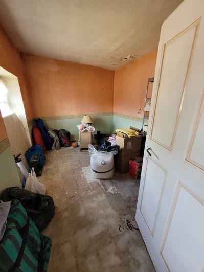 Image No.21-3 Bed House for sale