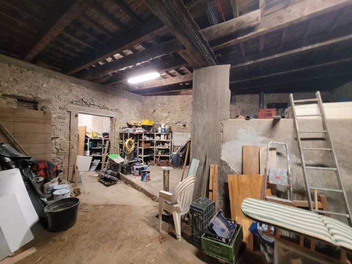 Image No.18-3 Bed House for sale