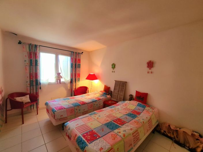 Image No.21-7 Bed Property for sale