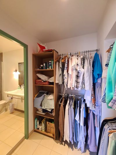 Image No.15-3 Bed House for sale