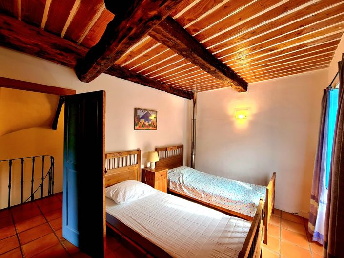 Image No.13-5 Bed House for sale