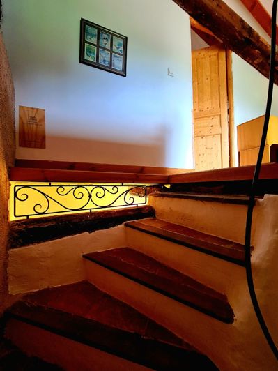 Image No.19-5 Bed House for sale