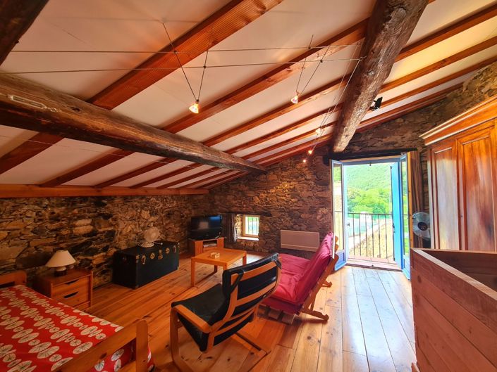 Image No.16-5 Bed House for sale