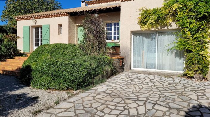 Image No.1-4 Bed Property for sale