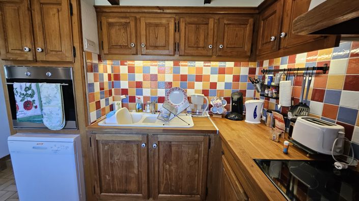 Image No.14-3 Bed House for sale