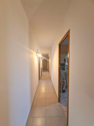 Image No.17-4 Bed Property for sale