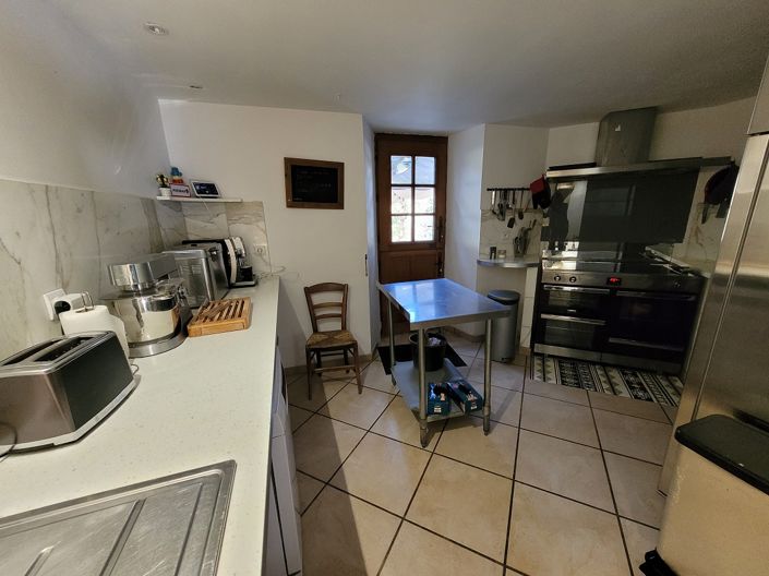 Image No.13-8 Bed House for sale