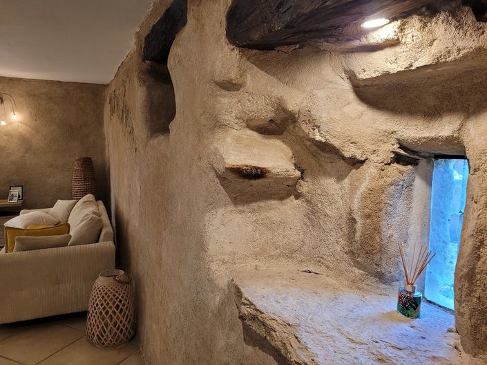 Image No.22-8 Bed House for sale