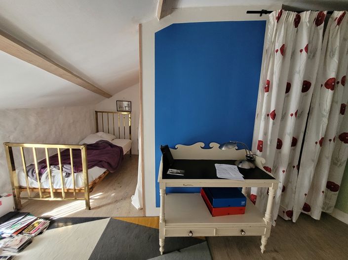 Image No.25-8 Bed House for sale