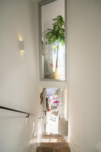 Image No.18-2 Bed House for sale