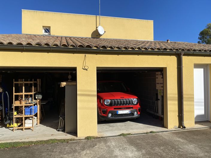 Image No.35-5 Bed Property for sale