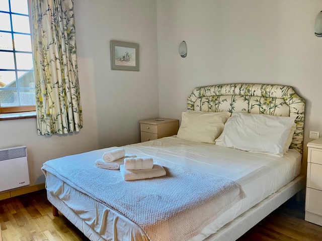 Image No.9-2 Bed Apartment for sale