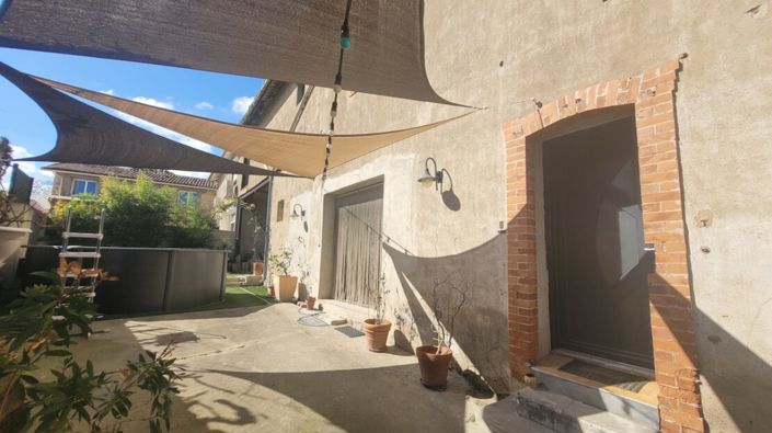 Image No.1-3 Bed House for sale
