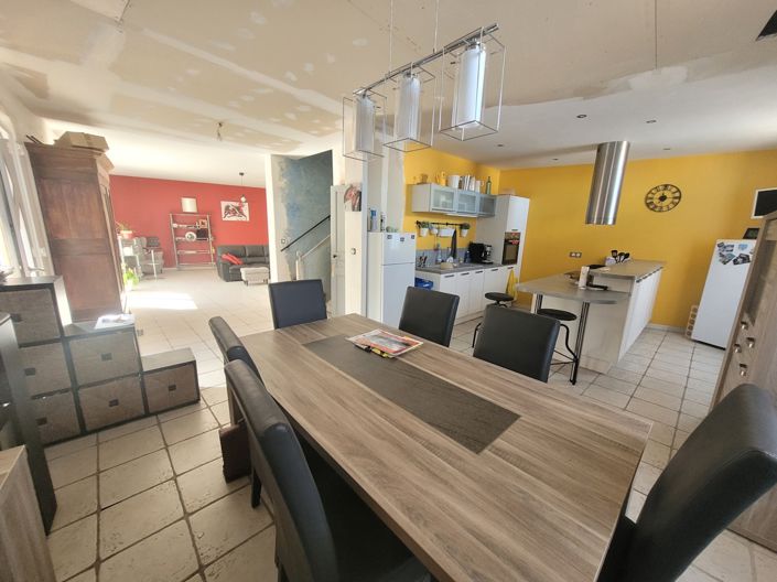 Image No.5-3 Bed House for sale