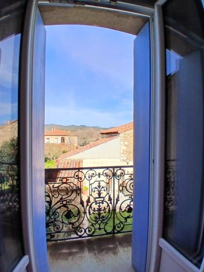 Image No.21-6 Bed House for sale