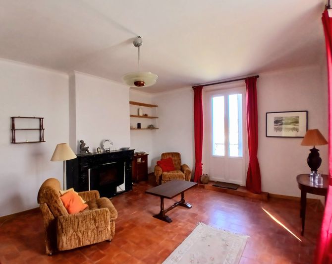 Image No.27-6 Bed House for sale