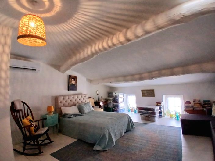 Image No.20-5 Bed House for sale