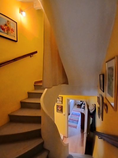 Image No.12-6 Bed House for sale