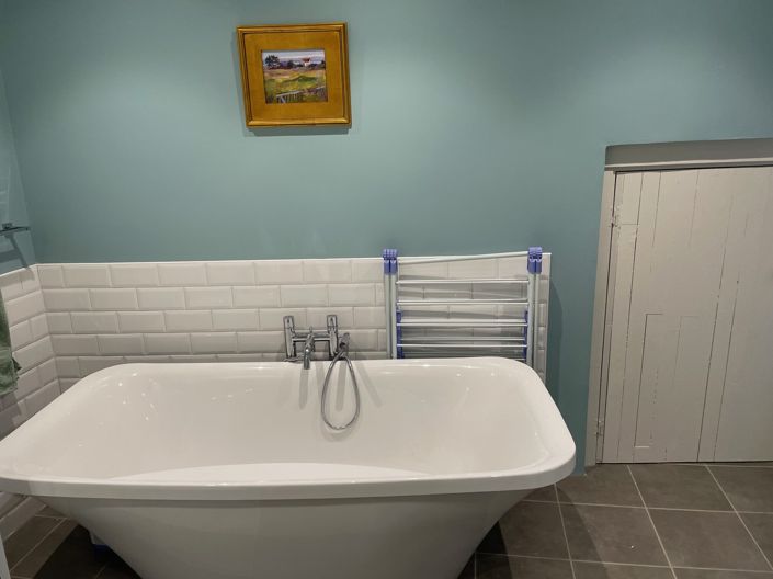 Image No.18-6 Bed House for sale