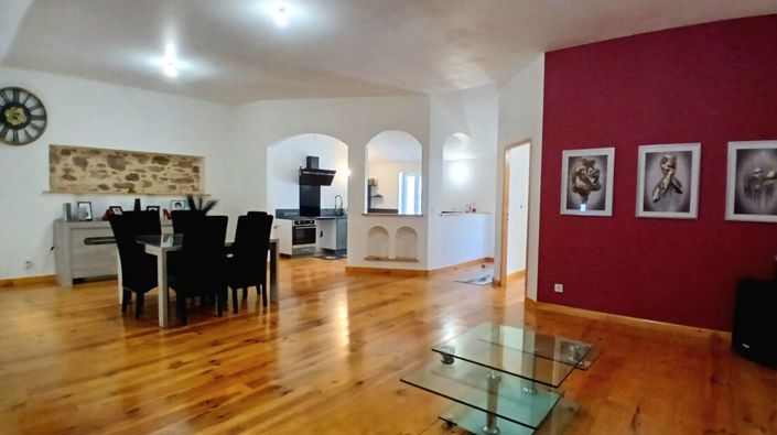 Image No.1-3 Bed House for sale