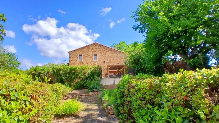 Image No.13-6 Bed Property for sale