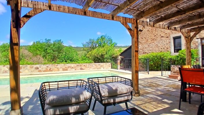 Image No.5-6 Bed Property for sale