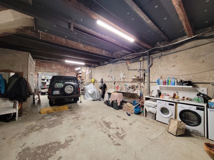 Image No.17-3 Bed House for sale