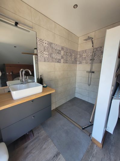 Image No.18-5 Bed Property for sale