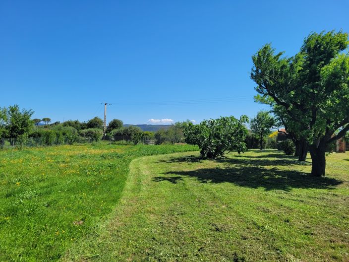 Image No.9-5 Bed Property for sale