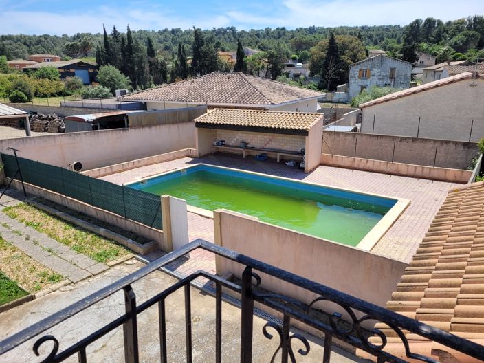 Image No.2-4 Bed Property for sale