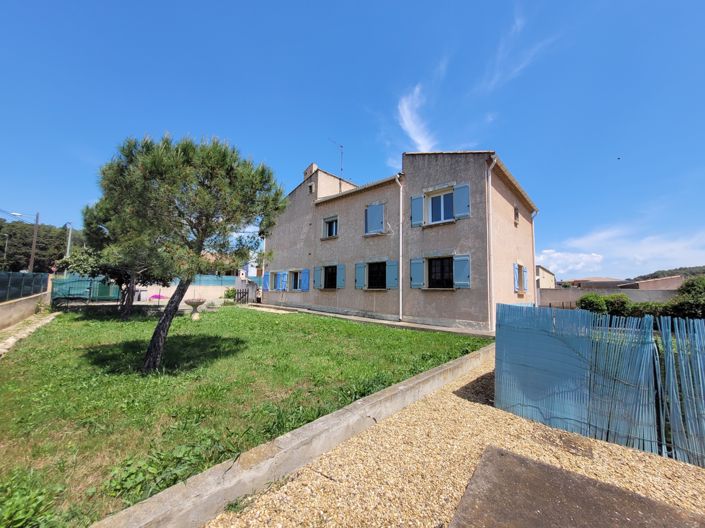 Image No.4-4 Bed Property for sale