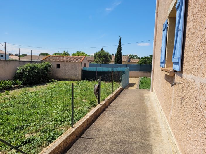 Image No.5-4 Bed Property for sale