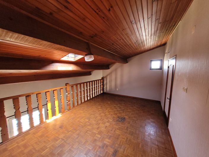 Image No.8-4 Bed Property for sale