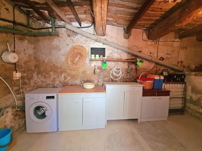 Image No.21-2 Bed House for sale