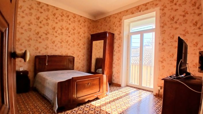 Image No.15-5 Bed House for sale