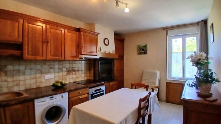 Image No.22-5 Bed House for sale