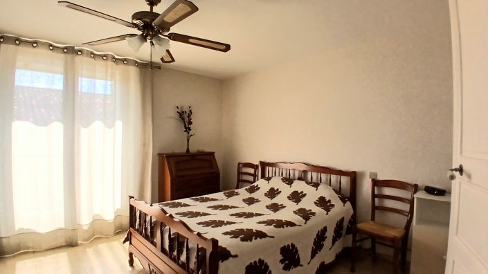 Image No.25-5 Bed House for sale