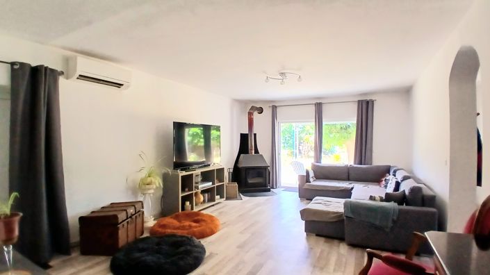 Image No.4-3 Bed Barn for sale